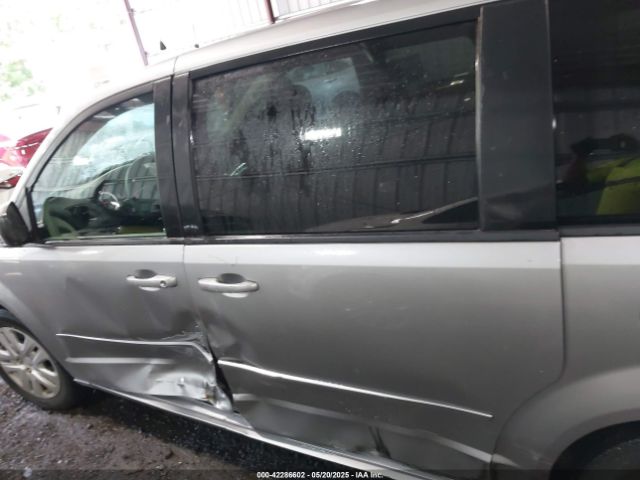 2C4RDGBG5HR784496 Dodge Grand Caravan Se