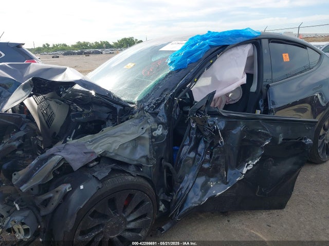 2025 TESLA MODEL Y 7SAYGDEF2SA366176 Photo 5