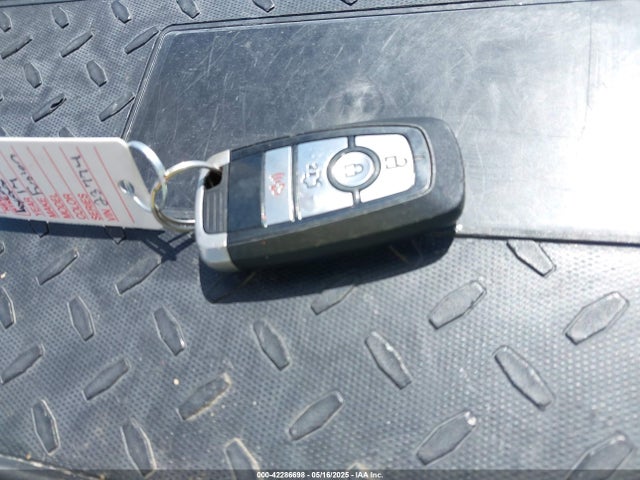 3FA6P0LU4HR374259 Ford Fusion Hybrid Se