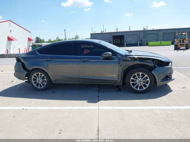 3FA6P0LU4HR374259 Ford Fusion Hybrid Se