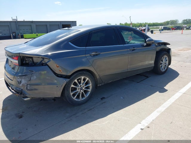 3FA6P0LU4HR374259 Ford Fusion Hybrid Se