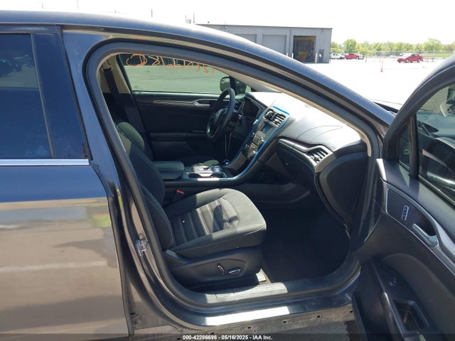 3FA6P0LU4HR374259 Ford Fusion Hybrid Se