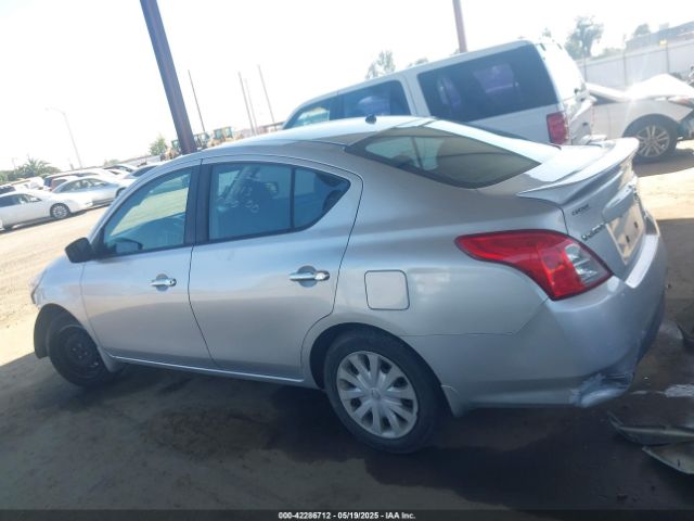 3N1CN7APXFL880514 Nissan Versa 1.6 Sv