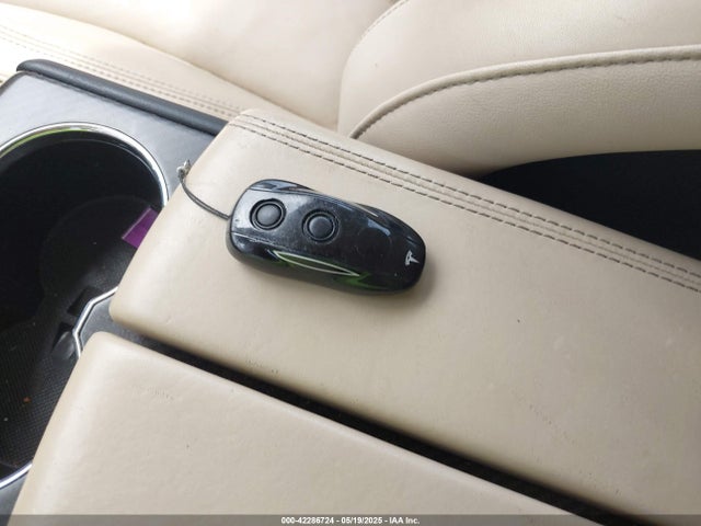 2014 TESLA MODEL S 5YJSA1H18EFP38131 Photo 10