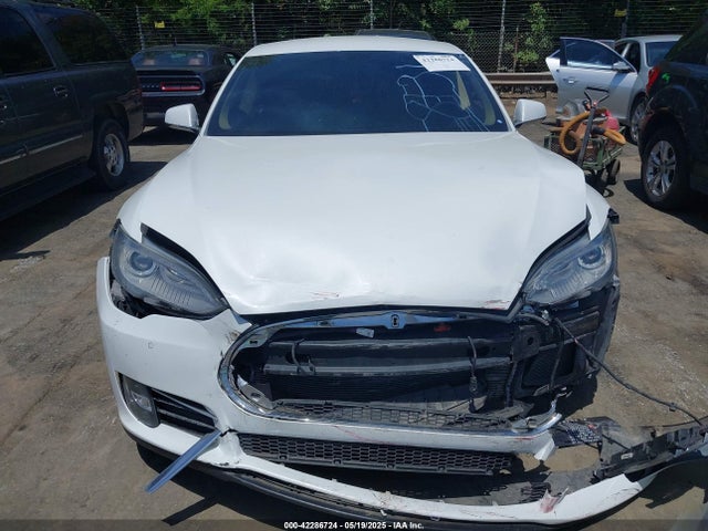 5YJSA1H18EFP38131 Tesla 2014