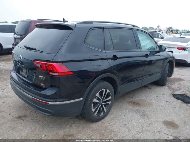 3VV1B7AX6NM124377 Volkswagen Tiguan