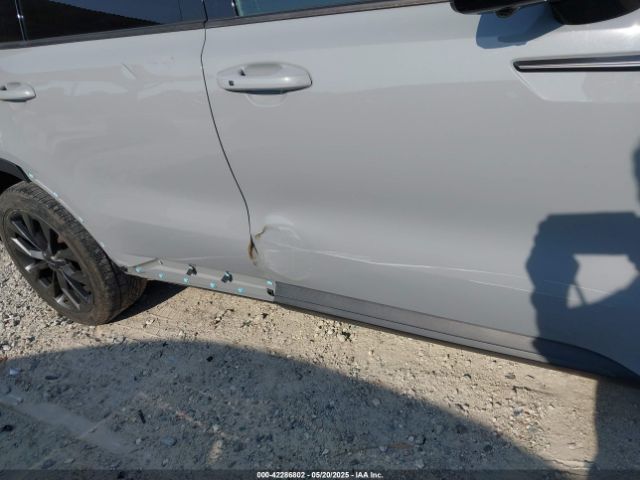 5XYRKDLF8NG107713 KIA Sorento X-line Sx Prestige
