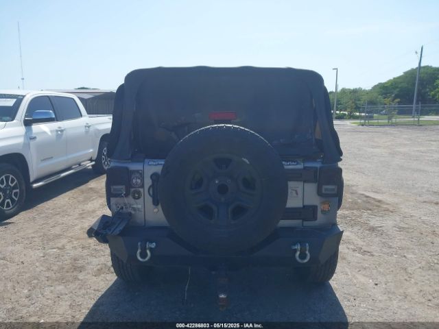 1C4AJWAG0EL126459 Jeep Wrangler Sport
