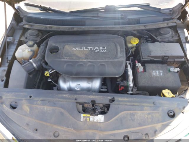 1C3CCCAB1GN169953 Chrysler 2016