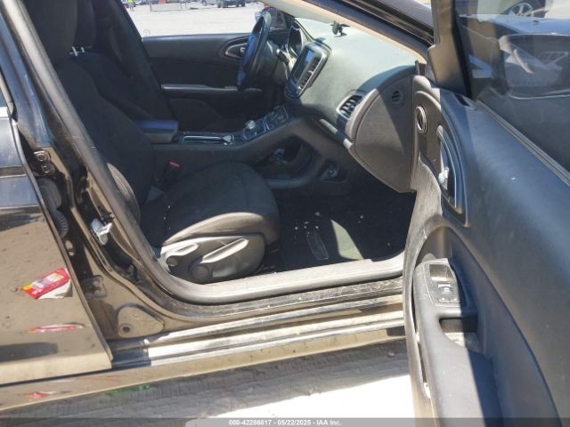 1C3CCCAB1GN169953 Chrysler 2016
