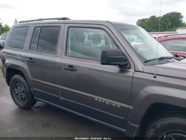 1C4NJPBB5GD800368 Jeep Patriot Sport