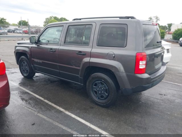 1C4NJPBB5GD800368 Jeep Patriot Sport