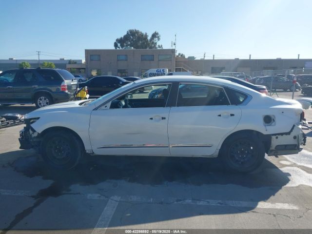 1N4AL3AP4GN343356 Nissan 2016