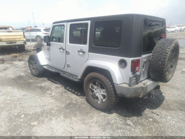 2010 JEEP WRANGLER UNLIMITED 1J4HA5H12AL178061 Photo 2
