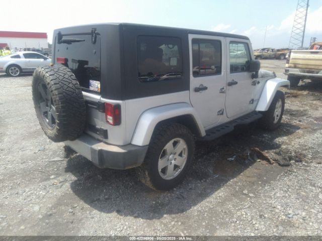 2010 JEEP WRANGLER UNLIMITED 1J4HA5H12AL178061 Photo 3