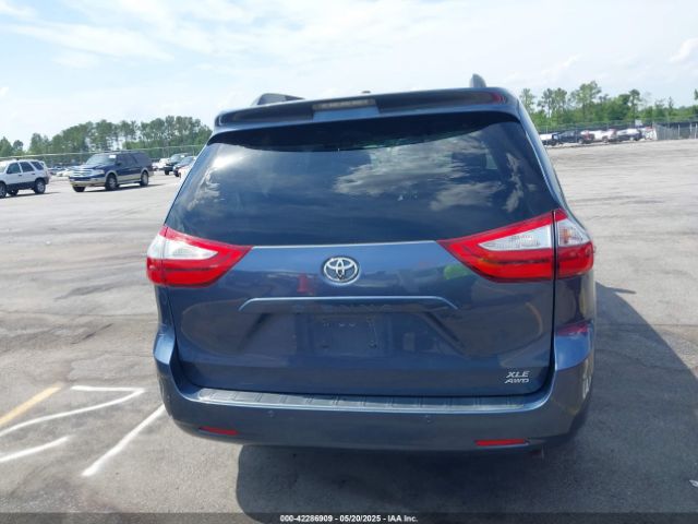 5TDDK3DC1GS137831 Toyota Sienna Xle 7 Passenger