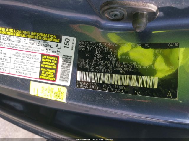 5TDDK3DC1GS137831 Toyota Sienna Xle 7 Passenger