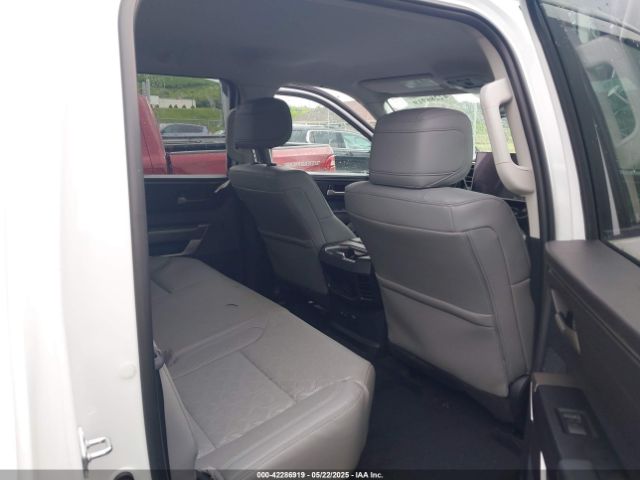 2024 TOYOTA TUNDRA 5TFLA5DB8RX134715 Photo 7