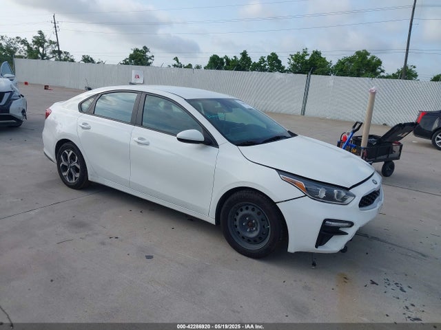KIA mpi nu 2021 3KPF24AD1ME315531 Image 1