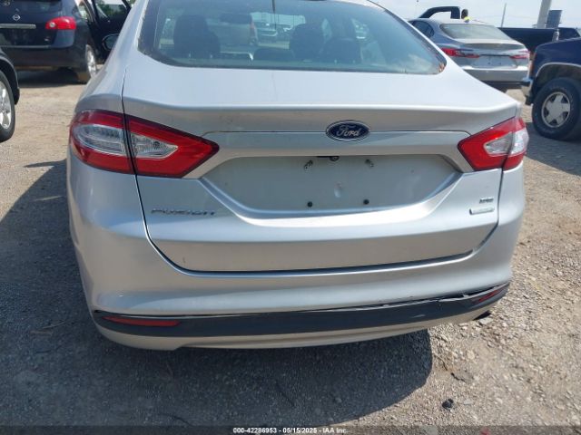 3FA6P0HD1GR388207 Ford FUSION SE