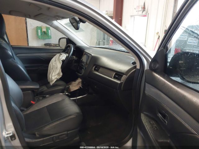 2019 MITSUBISHI OUTLANDER JA4AZ3A34KZ040160 Photo 4
