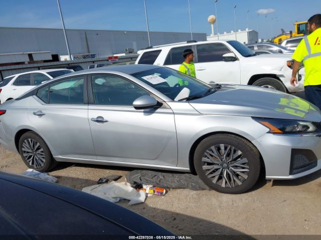1N4BL4DVXPN306834 Nissan Altima Sv Fwd