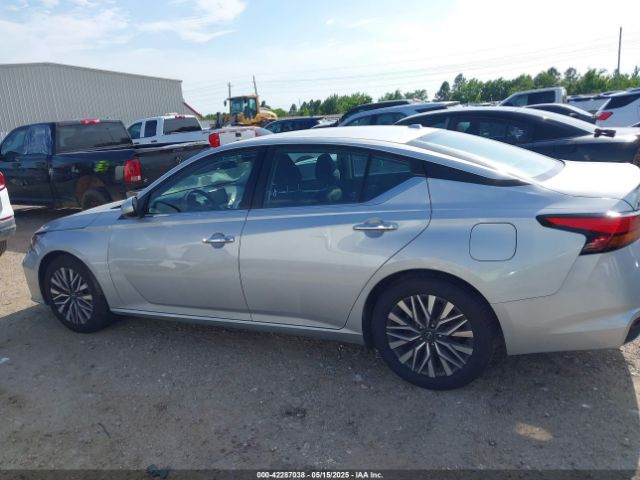 1N4BL4DVXPN306834 Nissan Altima Sv Fwd