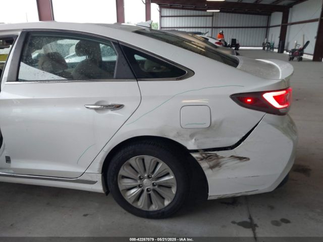 KMHE24L12HA044174 Hyundai Sonata Hybrid Se