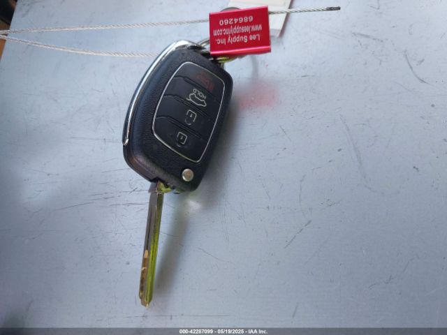 KM8J33A44JU662247 Hyundai TUCSON SEL