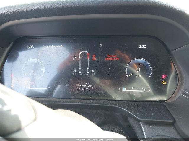 1C4RJKBG5P8798405 Jeep GRAND CHEROKEE L