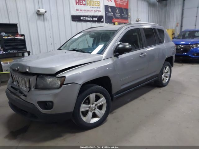 1C4NJDBB1GD662956 Jeep 2016
