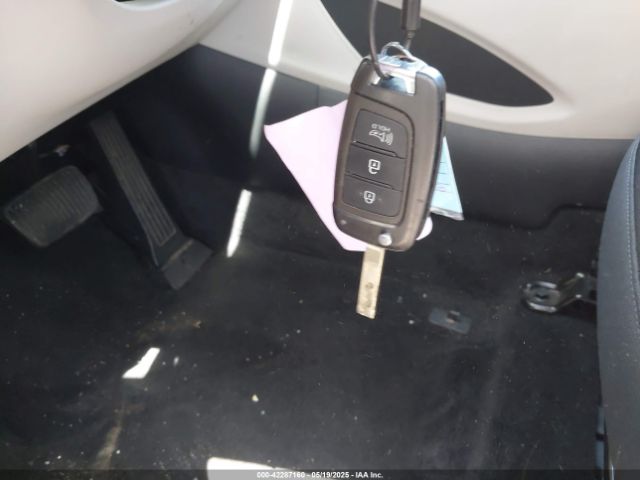 5NMJACDE5RH322574 Hyundai TUCSON SE