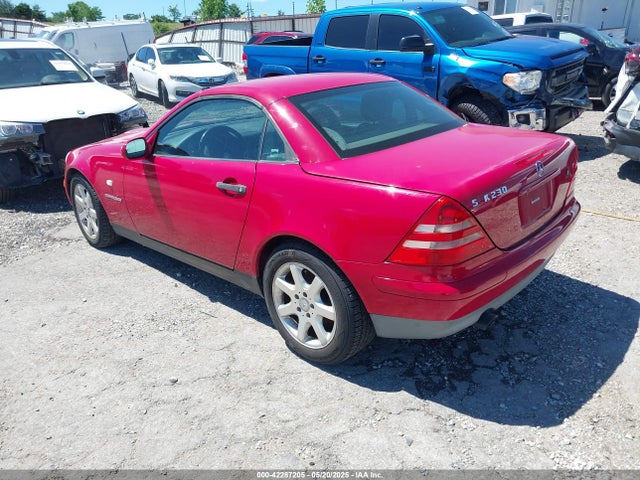 Продажа на аукционе авто 1998 Mercedes-benz Slk 230, vin: WDBKK47F7WF029925, номер лота: 42287205