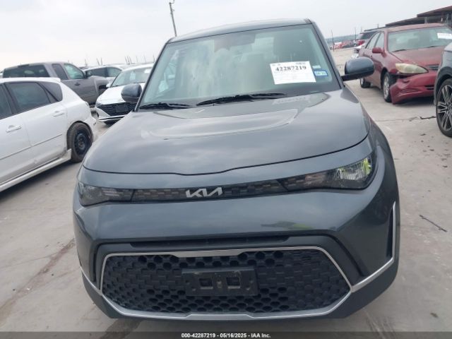 KNDJ23AU2R7898770 KIA SOUL LX