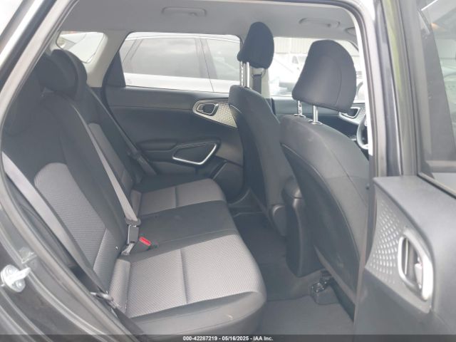 KNDJ23AU2R7898770 KIA SOUL LX