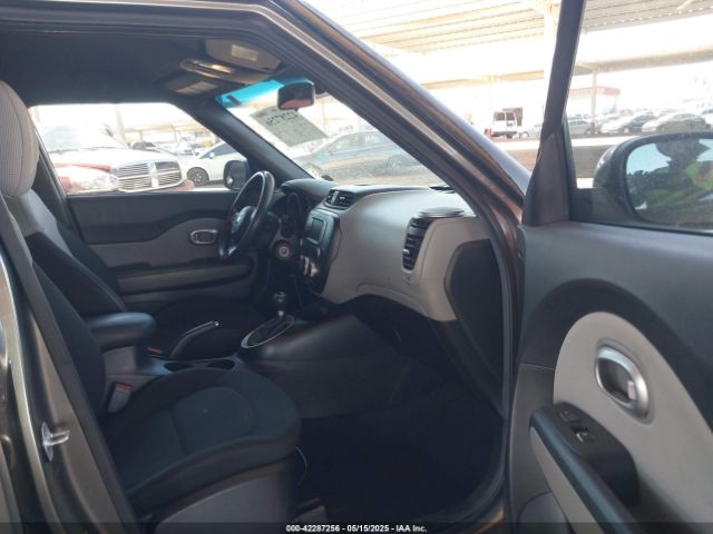 KNDJN2A27J7589607 KIA Soul