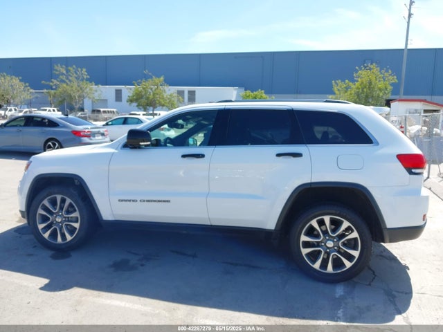 1C4RJFBG3JC245943 Jeep Grand Cherokee