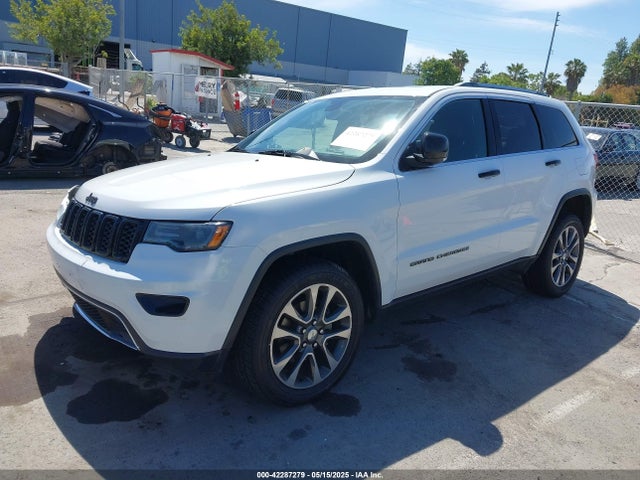 1C4RJFBG3JC245943 Jeep Grand Cherokee