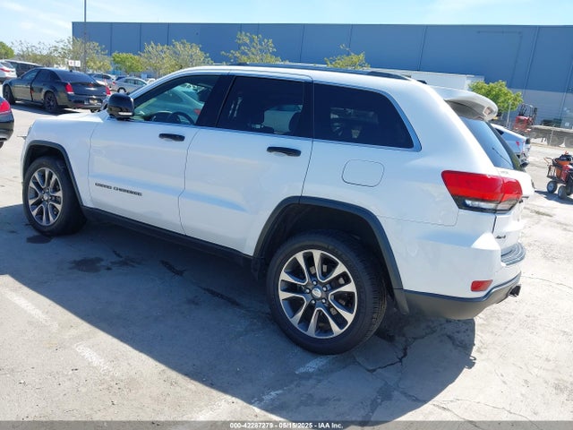 1C4RJFBG3JC245943 Jeep Grand Cherokee
