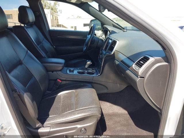 1C4RJFBG3JC245943 Jeep Grand Cherokee