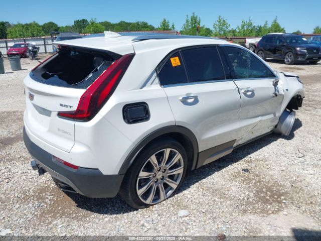 2019 CADILLAC XT4 1GYFZDR46KF228494 Photo 3
