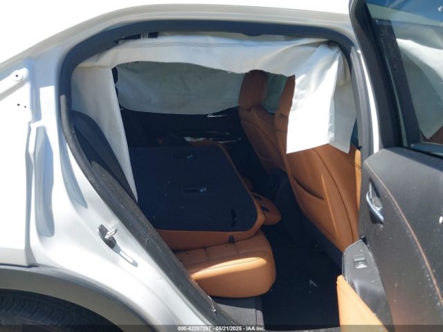 2019 CADILLAC XT4 1GYFZDR46KF228494 Photo 7