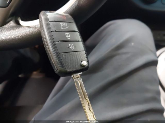 KNDPBCAC8E7595164 KIA Sportage Lx