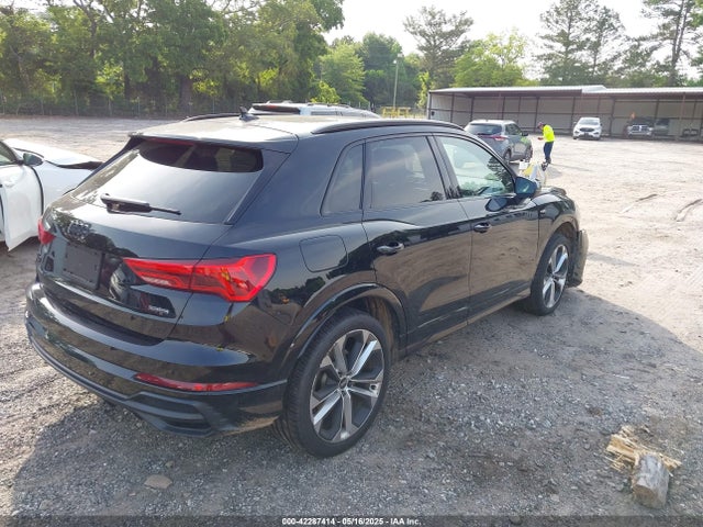2021 AUDI Q3 WA1DECF3XM1147085 Photo 3