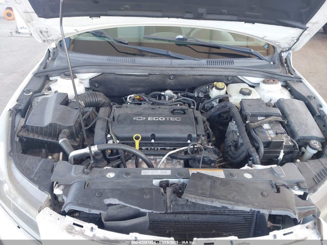 1G1PA5SG7E7119819 Chevrolet Cruze Ls Auto