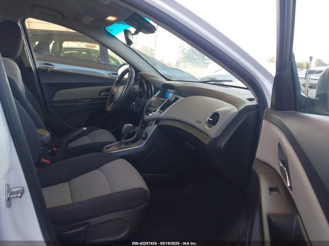 1G1PA5SG7E7119819 Chevrolet Cruze Ls Auto