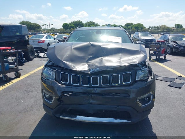 3C4NJCCB2KT660077 Jeep Compass Limited Fwd