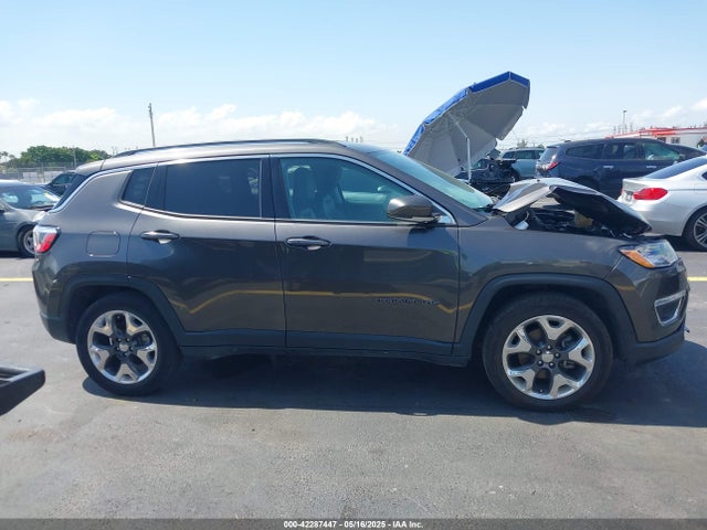 3C4NJCCB2KT660077 Jeep Compass Limited Fwd