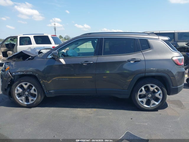 3C4NJCCB2KT660077 Jeep Compass Limited Fwd