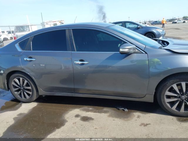 1N4AL3APXJC215335 Nissan Altima 2.5 Sl